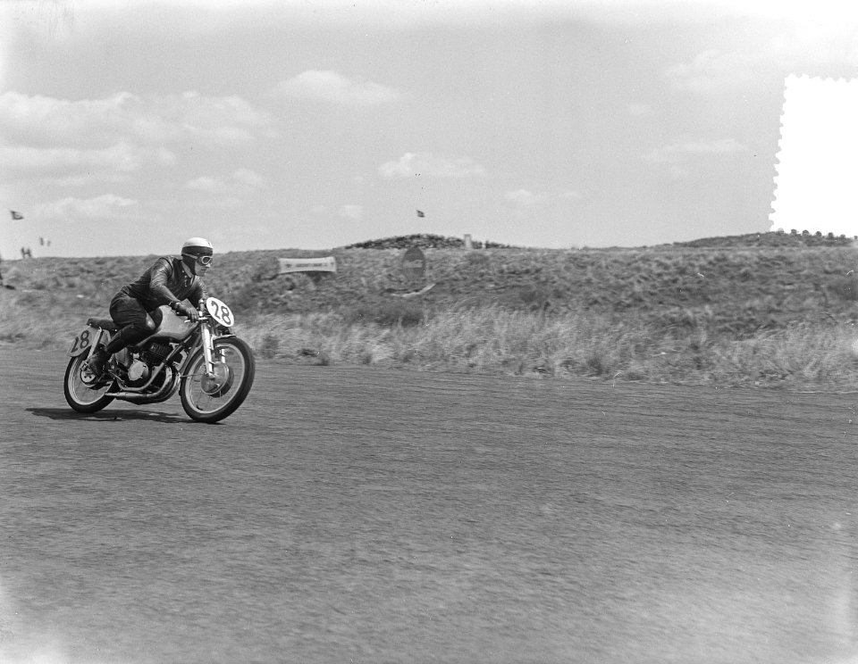 Motorraces Zandvoort. Rude Felgenheier (D) DKW 250cc, Bestanddeelnr 905-7133