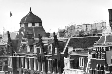 Morgen loopt in Amsterdam het gerechtelijk bevel tot ontruiming van kraakpand De, Bestanddeelnr 931-1656