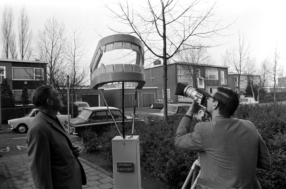 Monument Openbaar Kunstbezit van amateurfilmers in Slotermeer, Amsterdam, Bestanddeelnr 925-2505