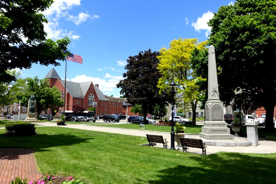 Monument Square - Leominster, Massachusetts - DSC06171