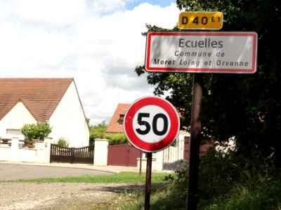 Moret Loing et Orvanne (Seine-et-Marne) entrée d'Écuelles