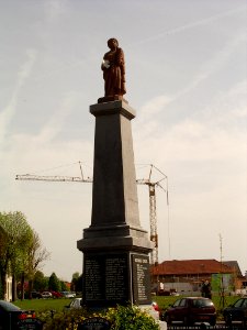 Monument Vendin le Vieil04