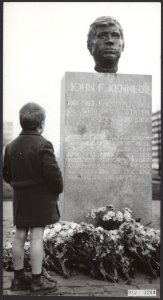 Monument ter nagedachtenis aan de vermoorde president Kennedy, Bestanddeelnr 082-1204