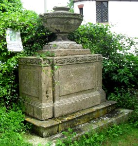 Monument to Anna Maria Crouch, St Nicholas' Church, Brighton (NHLE Code 1380392)