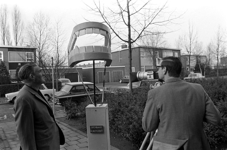 Monument Openbaar Kunstbezit van amateurfilmers in Slotermeer, Amsterdam, Bestanddeelnr 925-2504