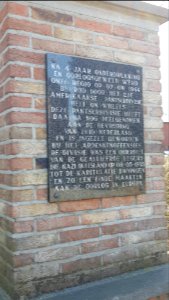 Mopertingen-Tankmonument (10)
