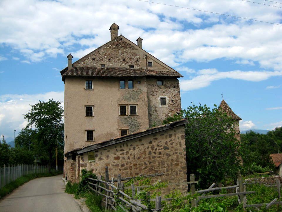 Moos (Schulthaus) in Eppan 3