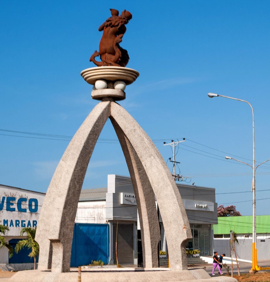 Monument to the Siren