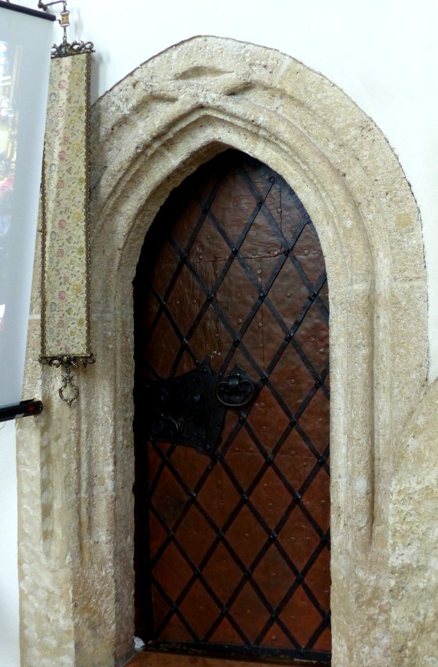 Moosbach Pfarrkirche - Sakristeitür 1