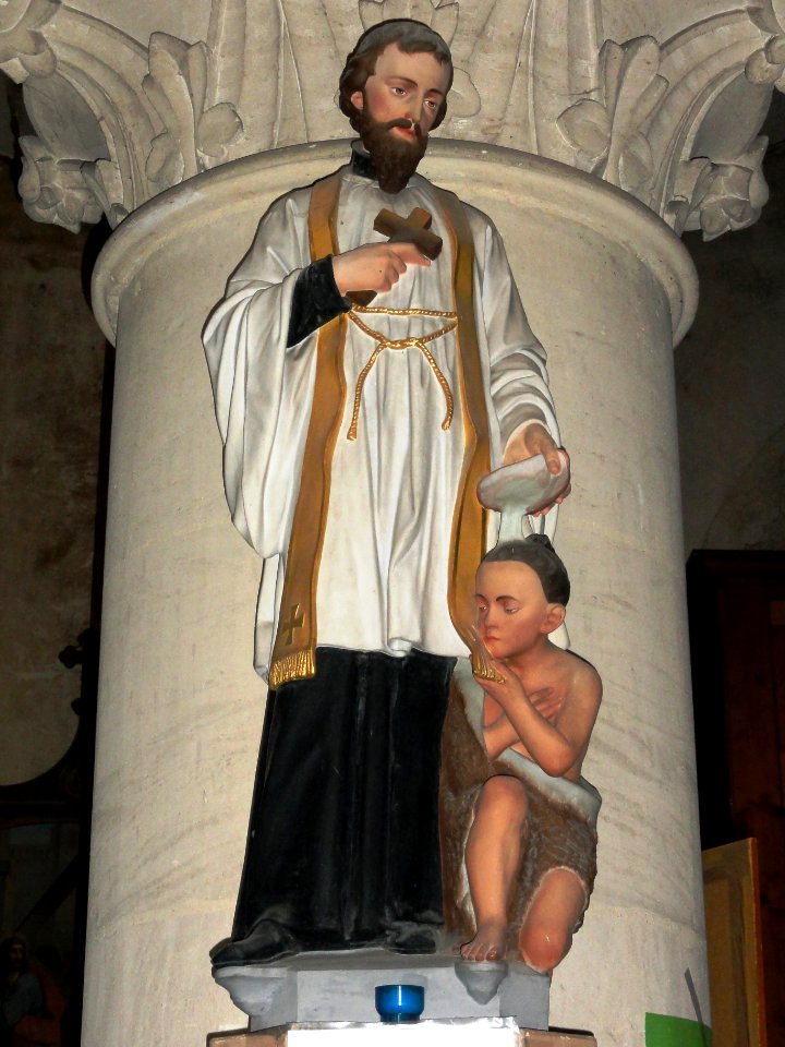 Morley (Meuse) église, statue saint baptisant un enfant