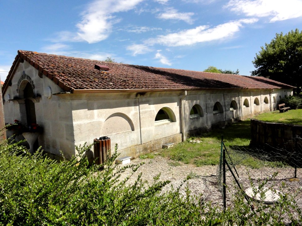 Morley (Meuse) ancien lavoir, salle des fêtes