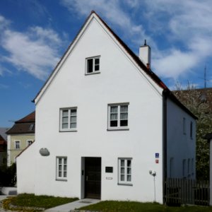 Moosburg, Kooperatorhaus, 1