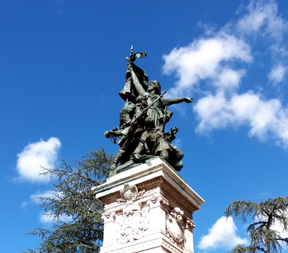 Monument des enfants du Rhône - Statue
