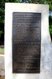 Monument Gramna expediton - 04
