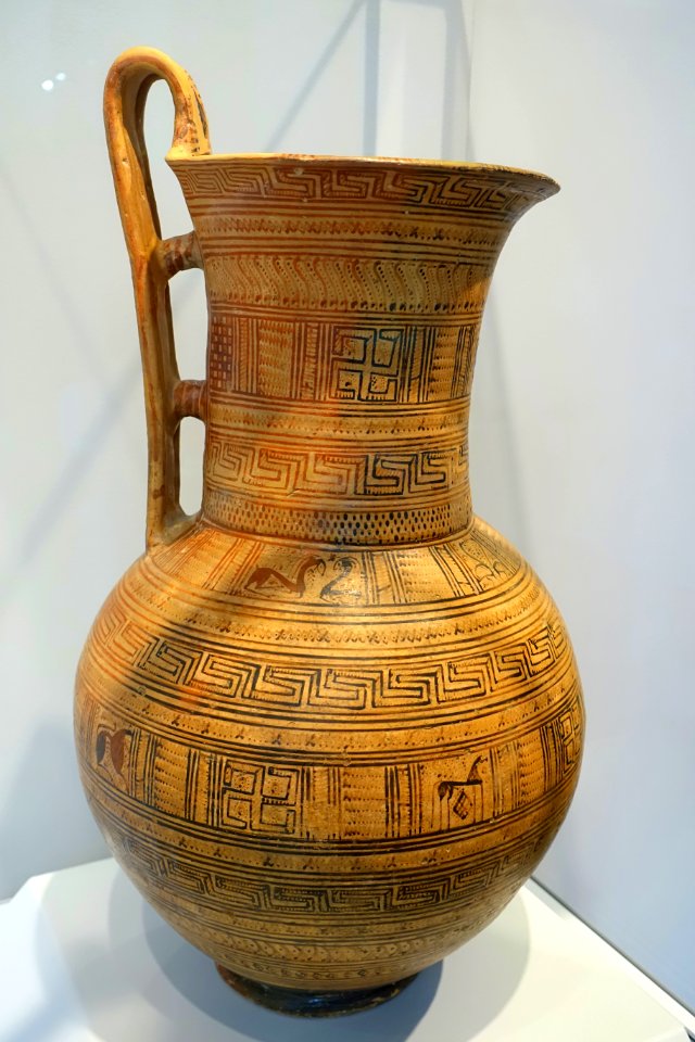 Monumental olpe, by the Lion Painter, Greek, Late Geometric period, 730-700 BC, terracotta - Sackler Museum - Harvard University - DSC01796