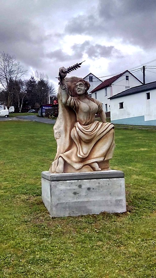 Monumento Revolta das Pedradas Sedes Narón Trasancos