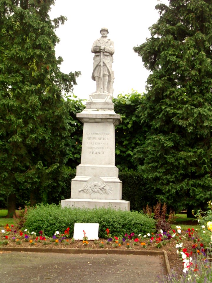 Monument Neuvireuil