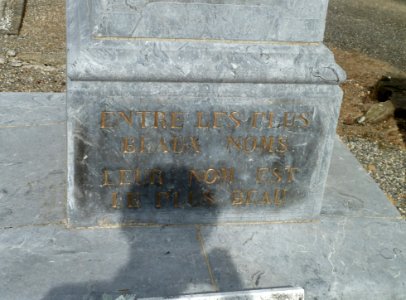 Monument aux morts d'Abère vue 4