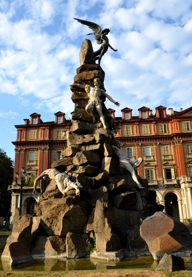 Monumento al Traforo del Frejus Torino 23072015 14