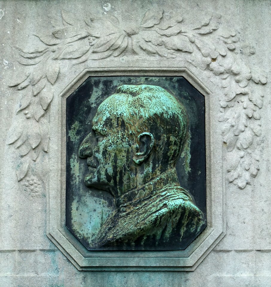 Monument au Général Thys by Frans Huygelen - Cinquantenaire - Brussels, Belgium - DSC08409