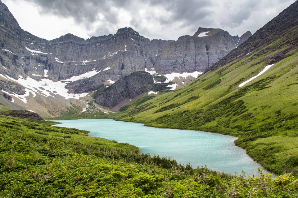 Water snow peaks photo