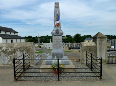 Monument aux morts d'Abère vue 1