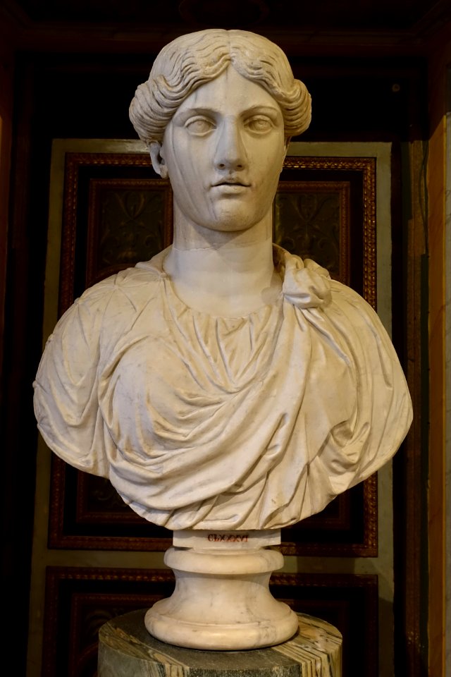 Monumental head of Juno or Cybele, Roman - Galleria Borghese - Rome, Italy - DSC04784