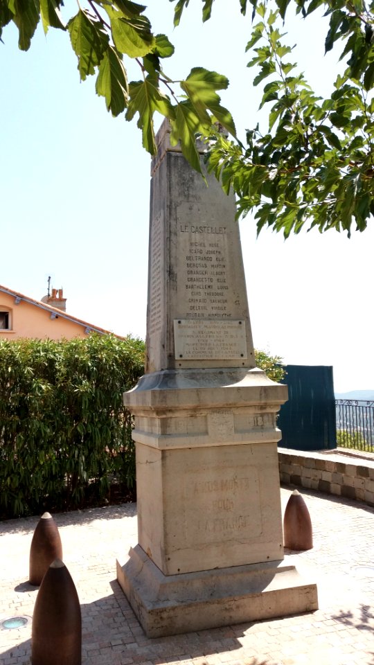 Monument aux morts - Le Castellet (Var)