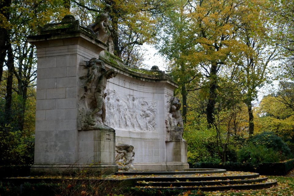 Monument aux pionniers belges au Congo