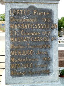 Monument aux morts d'Abère vue 5