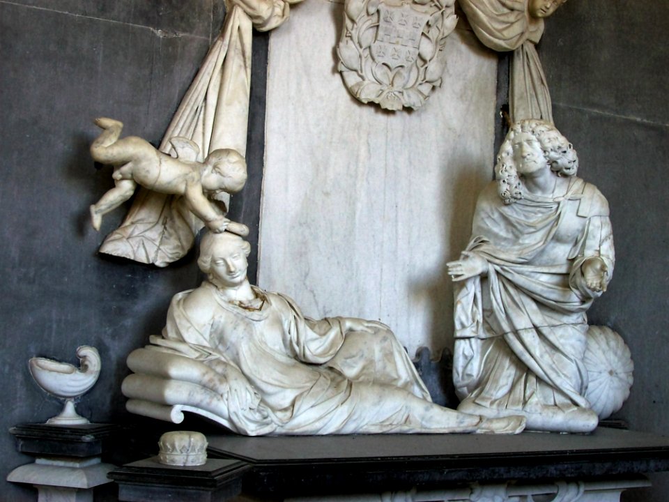 Monument, St Peter, Ashburnham