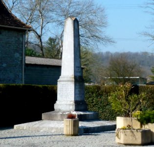 Monument aux morts de Biron (Pyrénées-Atlantiques)