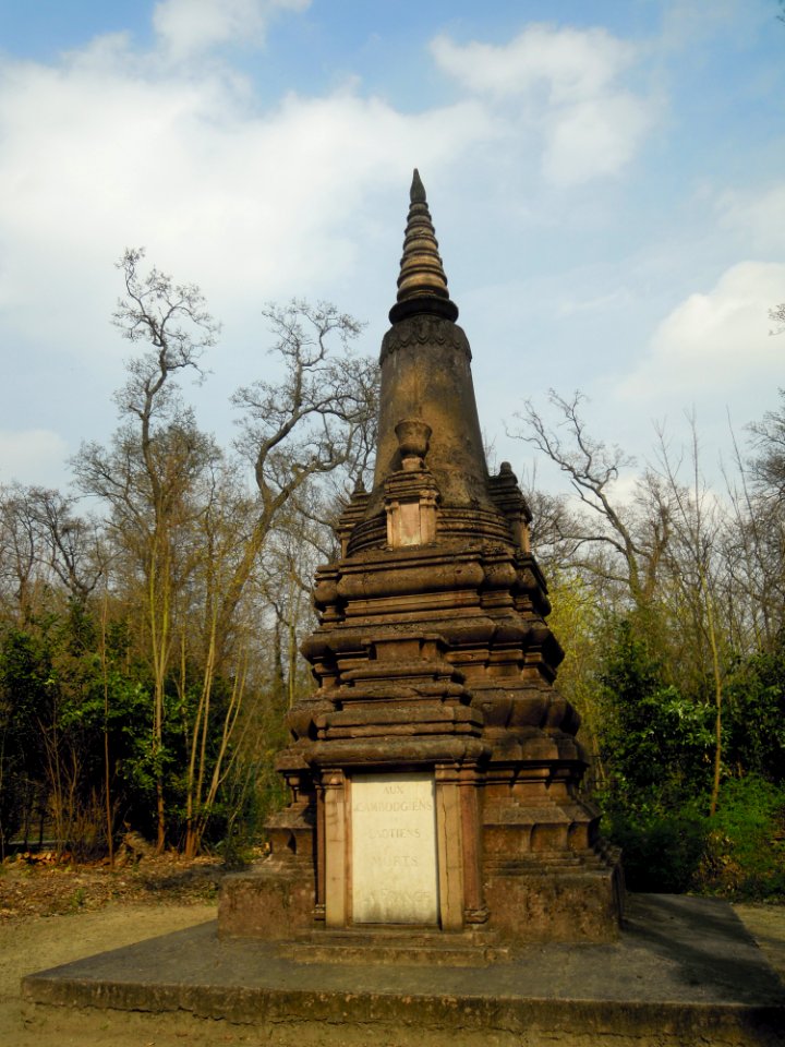 Monument aux Cambodgiens et Laotiens morts pour la France, Jardin d'agronomie tropicale de Paris