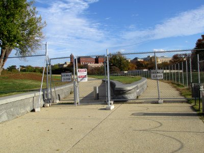MonumentClosed