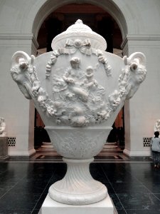 Monumental Urn by Claude Michel, called Clodion, 1782, marble, view 2 - National Gallery of Art, Washington - DSC08967