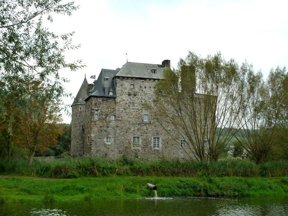 Montzen-Kasteel Streversdorp (18)