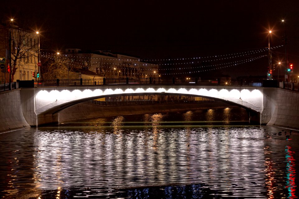 Moscow, Komissariatsky Bridge at night, March 2014 01