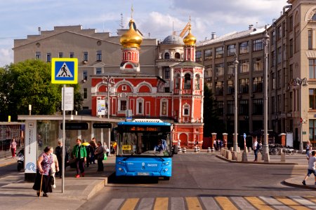 Moscow, Kitai-Gorod bus terminal May 2021 03