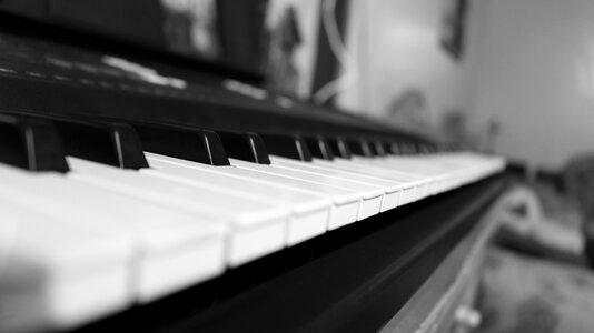 Acoustic piano musical photo