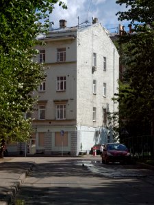 Moscow, Gilyarovskogo 68 (Naprudny) Aug 2009 01 (DXO)