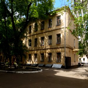 Moscow, Bolshoy Kharitonyevsky 13Cx 2008.06.08 02
