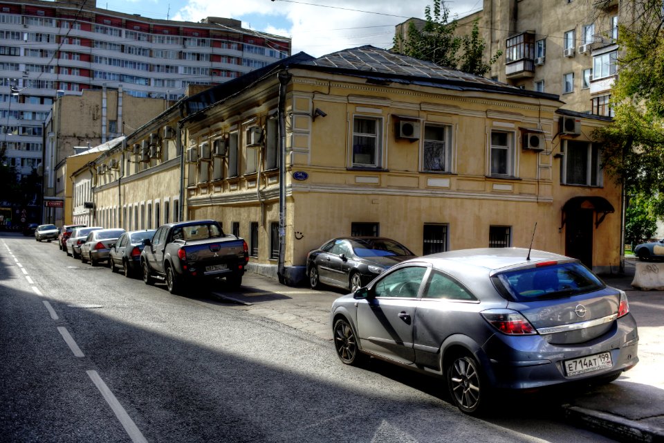 Moscow, Maly Tatarsky Lane, September 2012 tonemapped