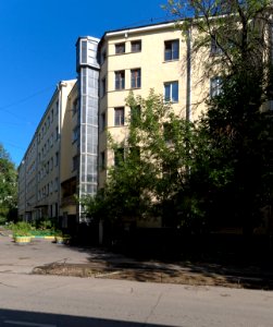 Moscow, B Balkansky 13K2 Aug 2009 01