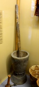 Mortar and pestle - Lunda-Chokwe - Royal Museum for Central Africa - DSC05879