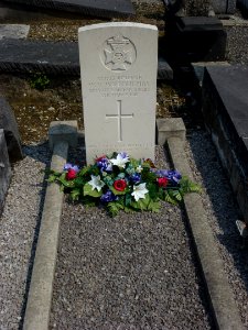 Mortagne-du-Nord (Nord, Fr) tombe 05 CWGC
