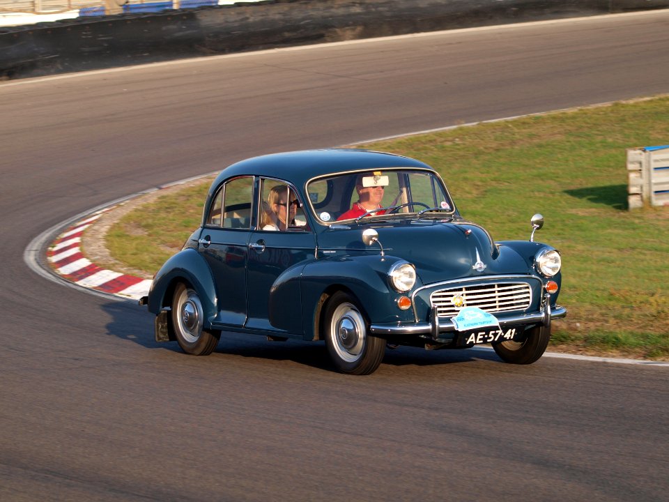 Morris MINOR 1000 dutch licence registration AE-57-41 pic1