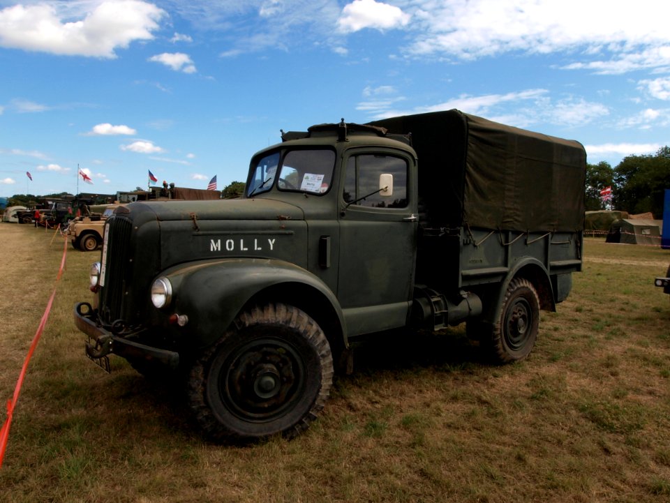 Morris Commercial MRA1 GS Cargo (1952) 'Molly' pic1