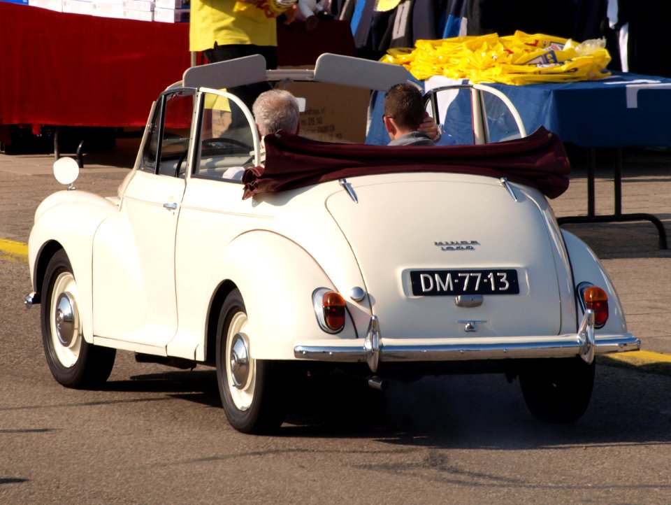 Morris Minor 1000 Tourerdutch licence registration DM-77-13 pic1