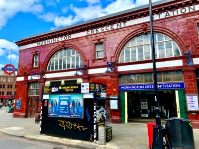 Mornington Crescent station bldg 2020 2