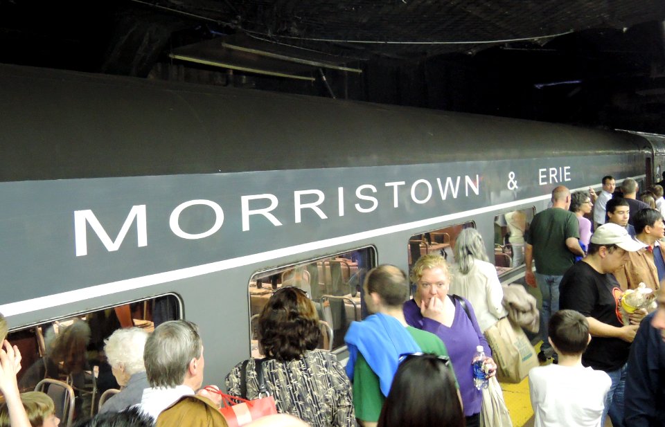 Morristown & Erie dining car outside GCMPot jeh